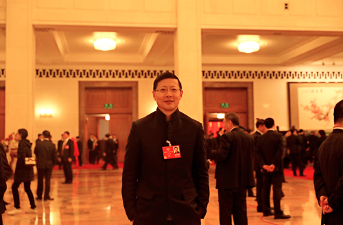 第一次参加两会的沈南鹏: 作为一名炙手可热的投资家,有着浓重的家国